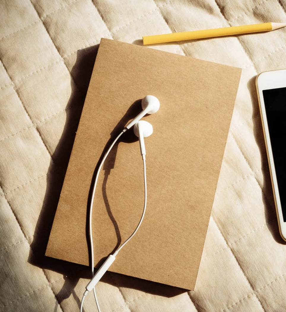 New Apple earbut